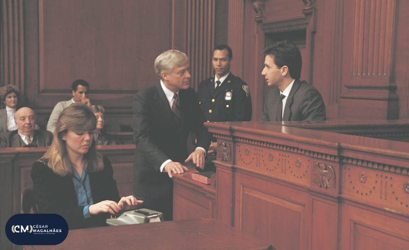 Audiência de Instrução e Julgamento: O Que Acontece e Como o Réu Deve se Preparar?